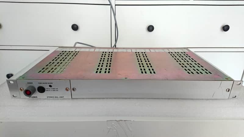 Studer Stereo Balancing unit 6 ch in/out 1.918.101 - Serial 2168 image 1