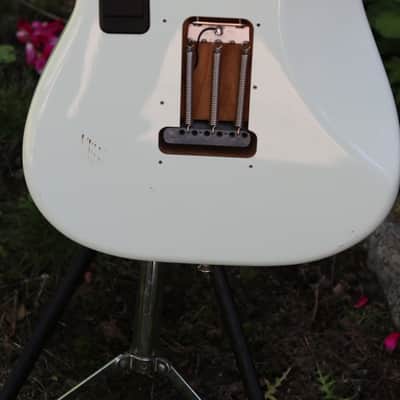 Fender Deluxe powerhouse strat 2015 - white image 7