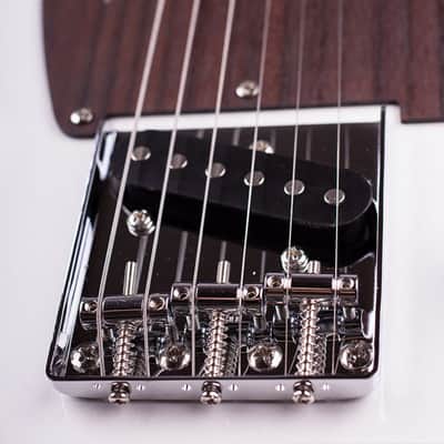 Magneto UT-2300 Electric Guitar Metallic Pearl White image 3