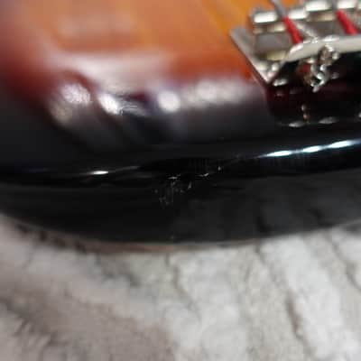 Squier Classic Vibe '60s Precision Bass 3-Color Sunburst image 8