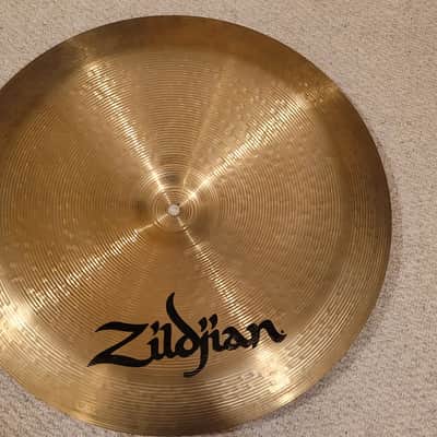 Zildjian 18" ZHT China Cymbal 2006 - 2015 - Traditional image 2