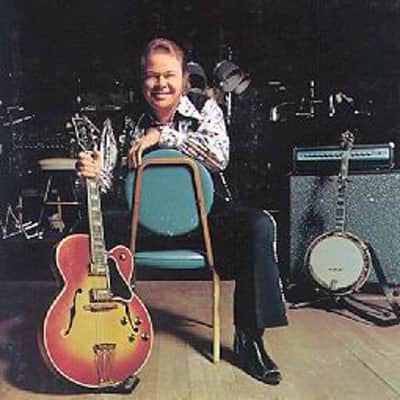 Gibson Byrdland 1970 - Cherry Sunburst image 19