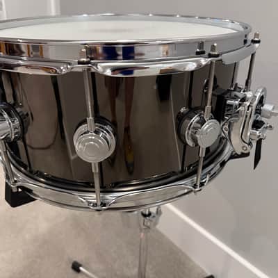 DW Collector's Series Black Nickel Over Brass 6.5x14" Snare Drum 2011 - 2021 - Black Nickel with Chrome Hardware image 2