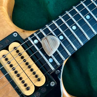Seashell guitar pick/4.7mm thick, jazz profile… by BeachSidePicks image 5