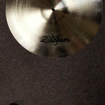 Zildjian 18" A Medium Thin Crash Traditional image 1