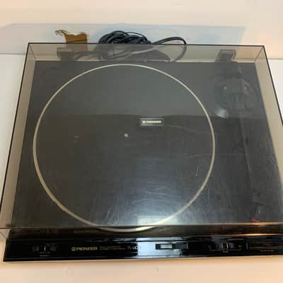 Pioneer PL-600 semi-automatic vintage stereo turntable Black with Shure M104E cartridge & stylus image 2