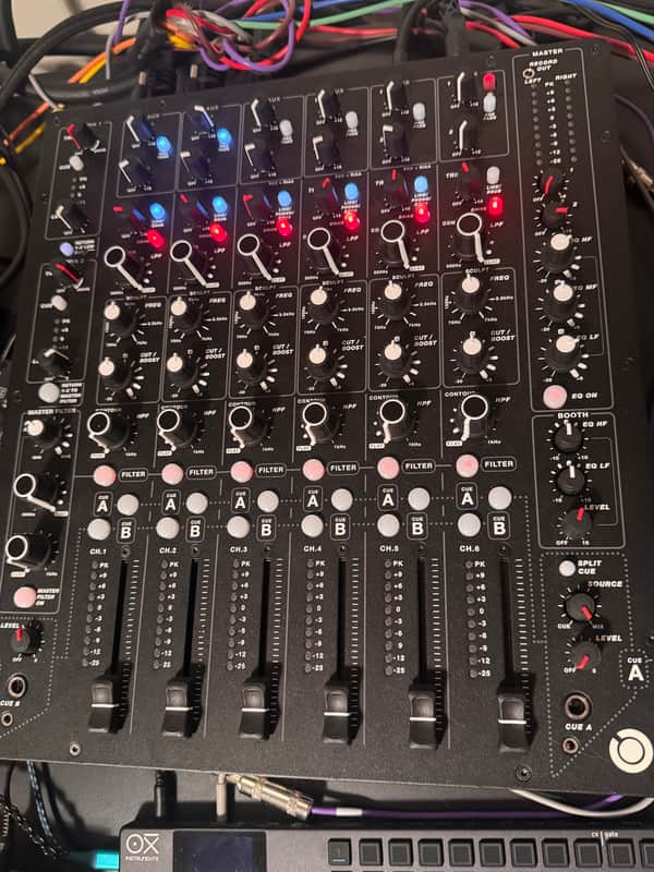 Allen & Heath Play Differently Model 1 6-Channel Analog Mixer 2016 - Present - Black image 1