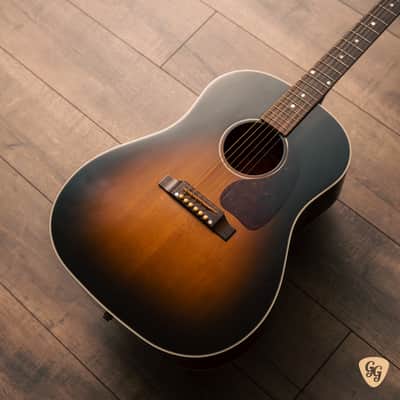 Gibson J-45 2006 - Sunburst image 1