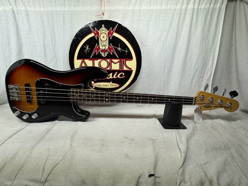 Fender American Performer Precision Bass 4-string P-Bass 2021 - 3-Color Sunburst / Rosewood fingerboard image 1
