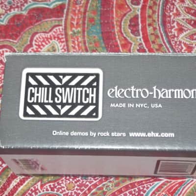 very lightly handled Electro Harmonix EMPTY CARDBOARD BOX + orig Owner's Instructions ONLY for Chillswitch Momentary Line Selector (NO pedal, NO warranty / registration paperwork) specifically from 2012 (can be home for different year Chillswitch pedal) image 15