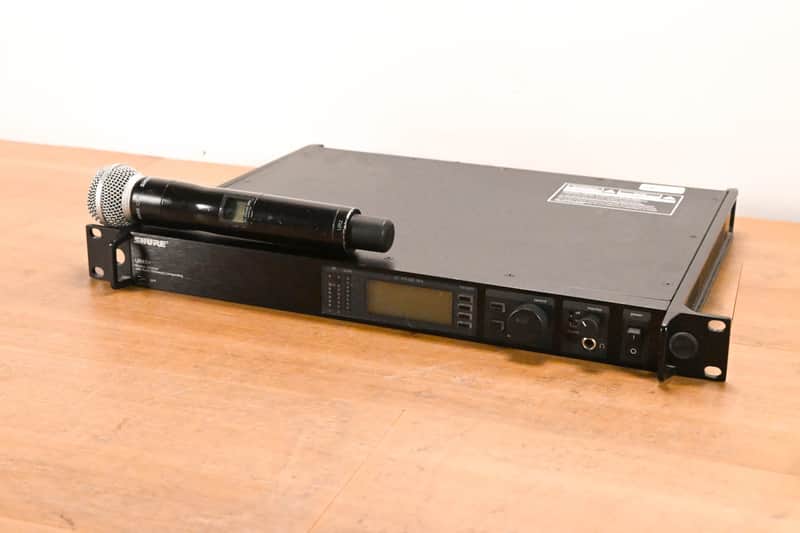 Shure UR4S+ Wireless Receiver with one UR2/SM58 Handheld Mic - G1 Band CG01Z1M image 1