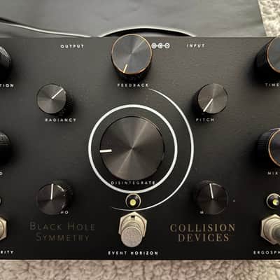 Collision Devices Black Hole Symmetry 2018 - Present - Black image 4