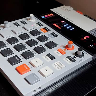 Teenage Engineering EP–133 K.O. II 64 MB Sampler Composer - Limited Edition w/ original box image 3