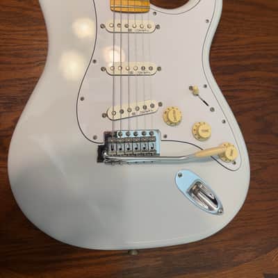***Must See*** Olympic White Hendrix Voodoo Tribute Strat Partscaster – (Right Handed) Lefty Neck & Tremolo, Nitro Finish image 2