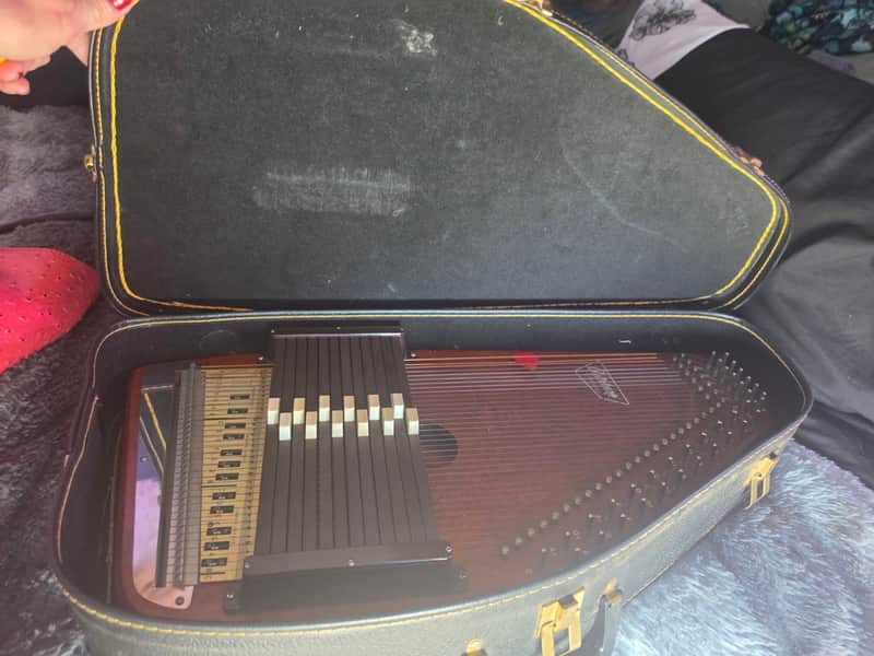 Oscar Schmidt OS15B Autoharp