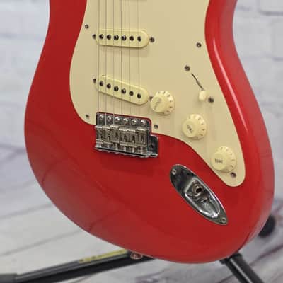 USED Fender Custom Shop 1956 Stratocaster Relic 6 String Electric Guitar Closet Classic Fiesta Red image 3