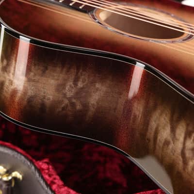 Taylor Custom Shop 2025 Catch Event Grand Auditorium Silver Cranberry Supernova image 6