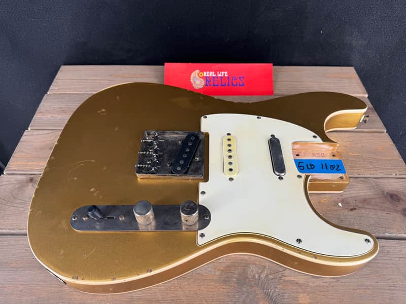 Fender Paranormal Stratocaster