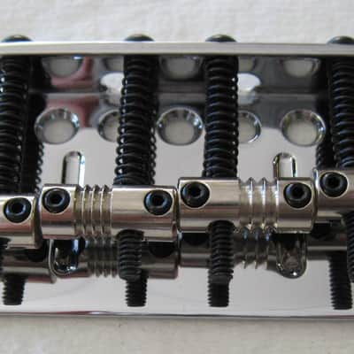 Fender USA American Deluxe Bass Bridge 0058396000 Bild 2