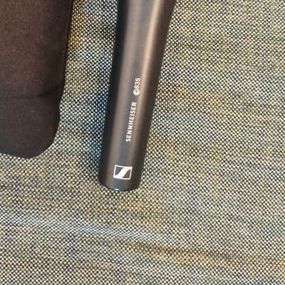 Sennheiser e835 Handheld Cardioid Dynamic Vocal Microphone 1998 - Present - Dark Grey Bild 4