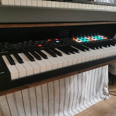M-Audio Oxygen Pro 49 MIDI Keyboard Controller 2020 - Present - Black image 2