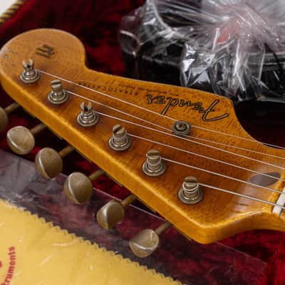Fender Custom Shop Limited Edition '54 Super Heavy Relic Stratocaster Electric Guitar, Maple Fingerboard, Wide Fade 2-Color Sunburst image 4