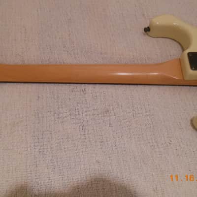 Kramer VERY RARE! BARETTA *GRAIL* GUITAR ART 1985 Custom Graphic image 17