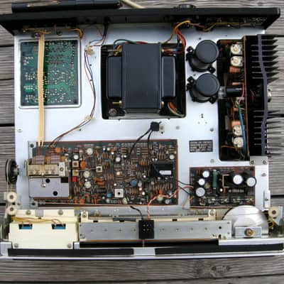 Marantz 2238 Receiver image 13