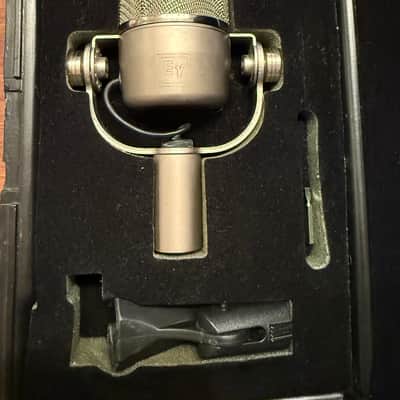 Electro-Voice RE-38 N/D 90s - nickel image 4