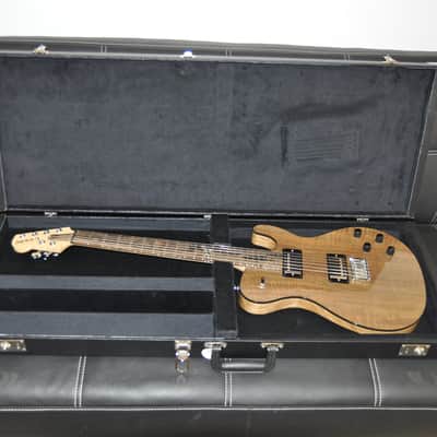 Luman Single Cutaway Natural Walnut image 5