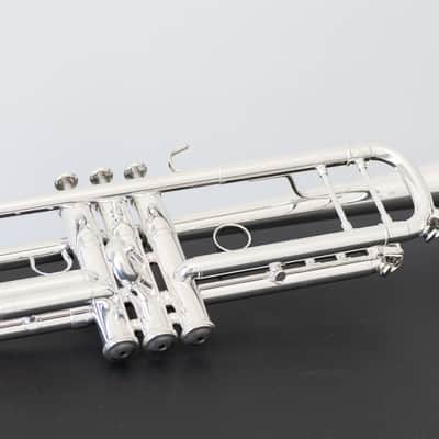 Yamaha YTR-8335GS Xeno Bb Trumpet with Gold Brass Bell (SN 4803xx) image 16