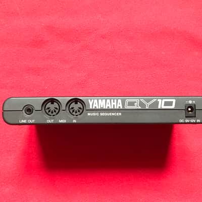 Yamaha QY10 90s - Black image 3