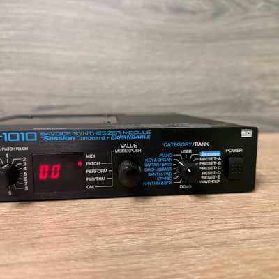 Roland JV-1010 64-Voice Synthesizer Module #3044 image 3