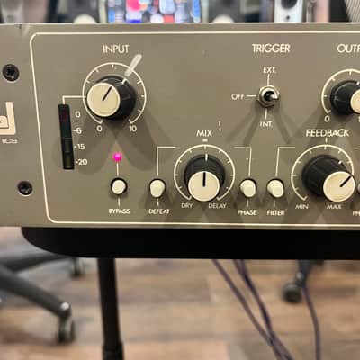 Bel BD-80 vintage delay image 2