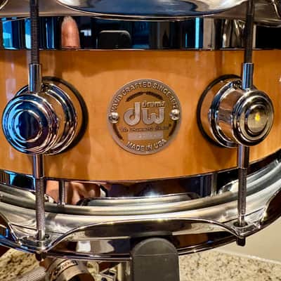 DW Collectors Edge Snare 90’s - Curly Maple - Natural image 2