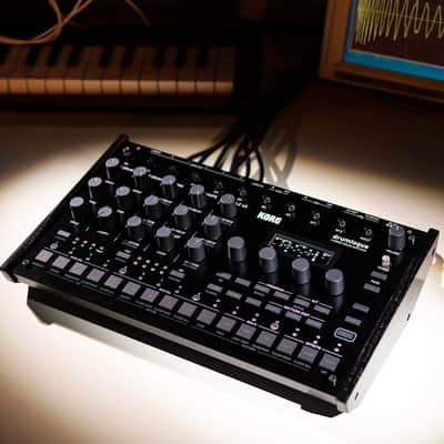 KORG Drumlogue Analog Drum Machine image 1