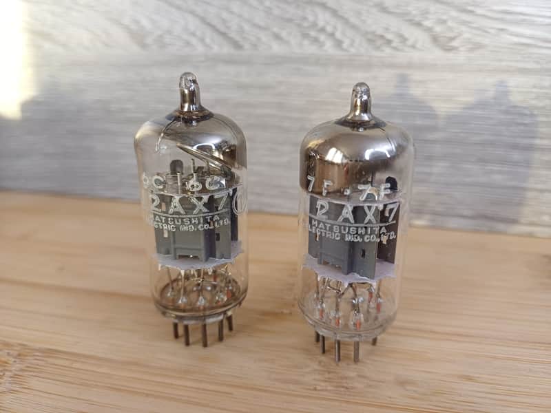 NOS MATSUSHITA ecc83 12AX7  60's matched pair Made in Japan first quality preamp execellent  Mullard subsitute Bild 1