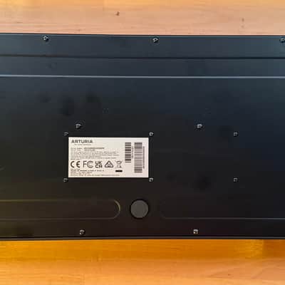 Arturia Keystep Pro Chroma 37-Key MIDI Controller 2024 - Present - Black image 3