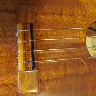Kamaka Baritone ukulele 1975 - Natural image 8