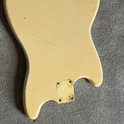 1964 Fender Musicmaster Duo Sonic guitar body white image 6