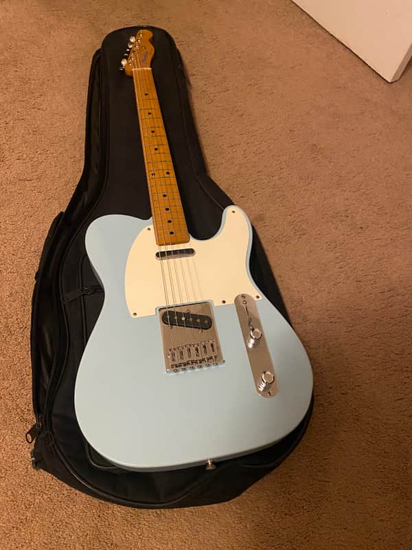Fender Vintera '50s Telecaster with Maple Fretboard 2019 - 2023 - Sonic Blue