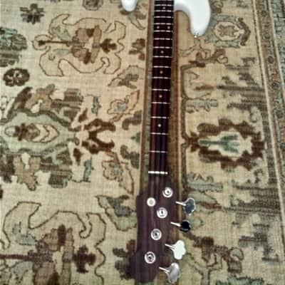 Fender Precision Bass 2019 -Mary Kaye White with Rosewood Neck image 11