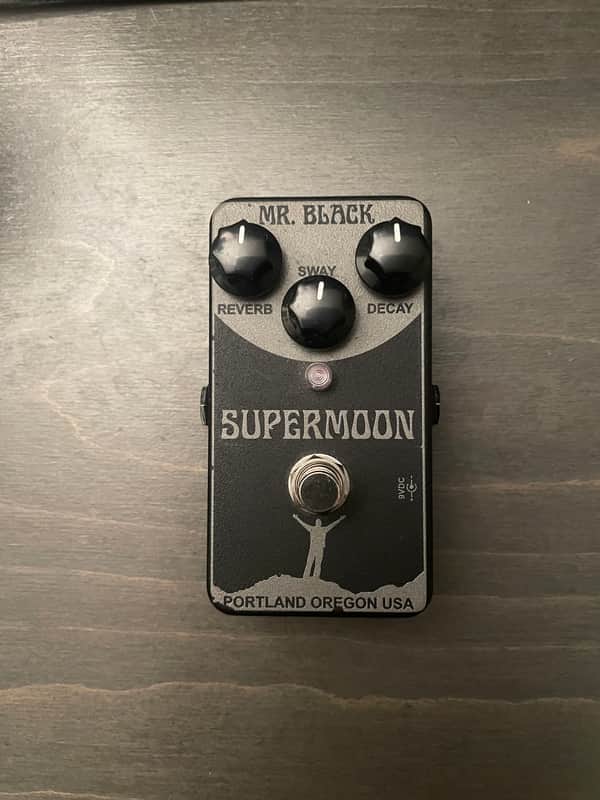 Mr. Black Supermoon