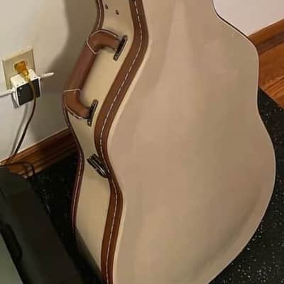 Solid wood! Alvarez Masterworks Cutaway Dreadnought with Electronics 2010s - Shadowburst image 11