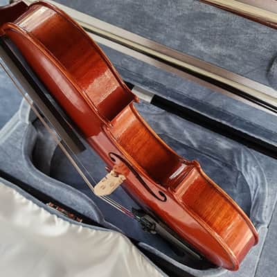Karl Hofner Violin Model 7- 4/4 Full size, Concord case, D'addario tuner, Kun chin rest, K.Holtz. FG bow image 17