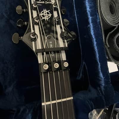 Schecter Synyster Gates Custom S 2025 - Black and Silver image 2