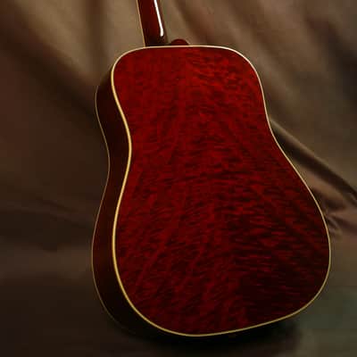 2001 Gibson Hummingbird Ultimate Quilt Custom Shop Acoustic Guitar image 6