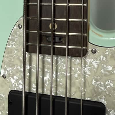 Woodcraft Ampmaster 5 String Medium scale 32" Electric Bass Guitar Relic image 6