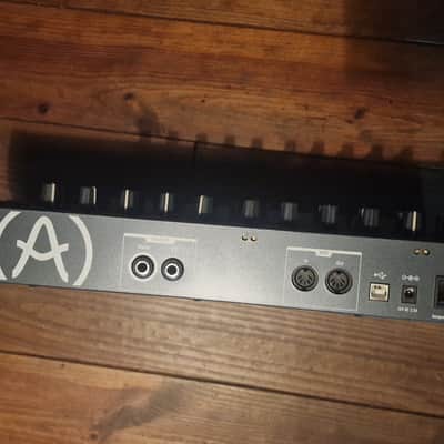 Arturia MiniBrute 2 25-Key Synthesizer 2018 - Present - Black image 4