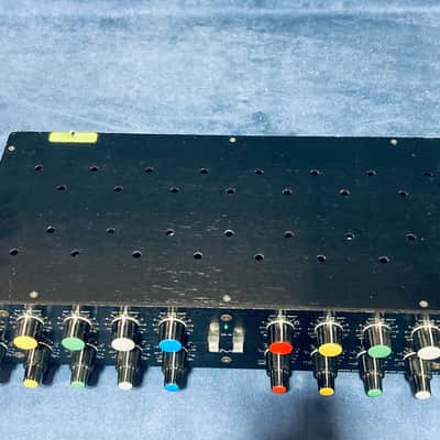 GML Model 8200 Two-Channel 5-Band Parametric Equalizer • Excellent • Tested image 14